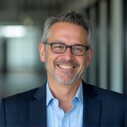 Foto de Miguel Sáez, Director de Consultoría